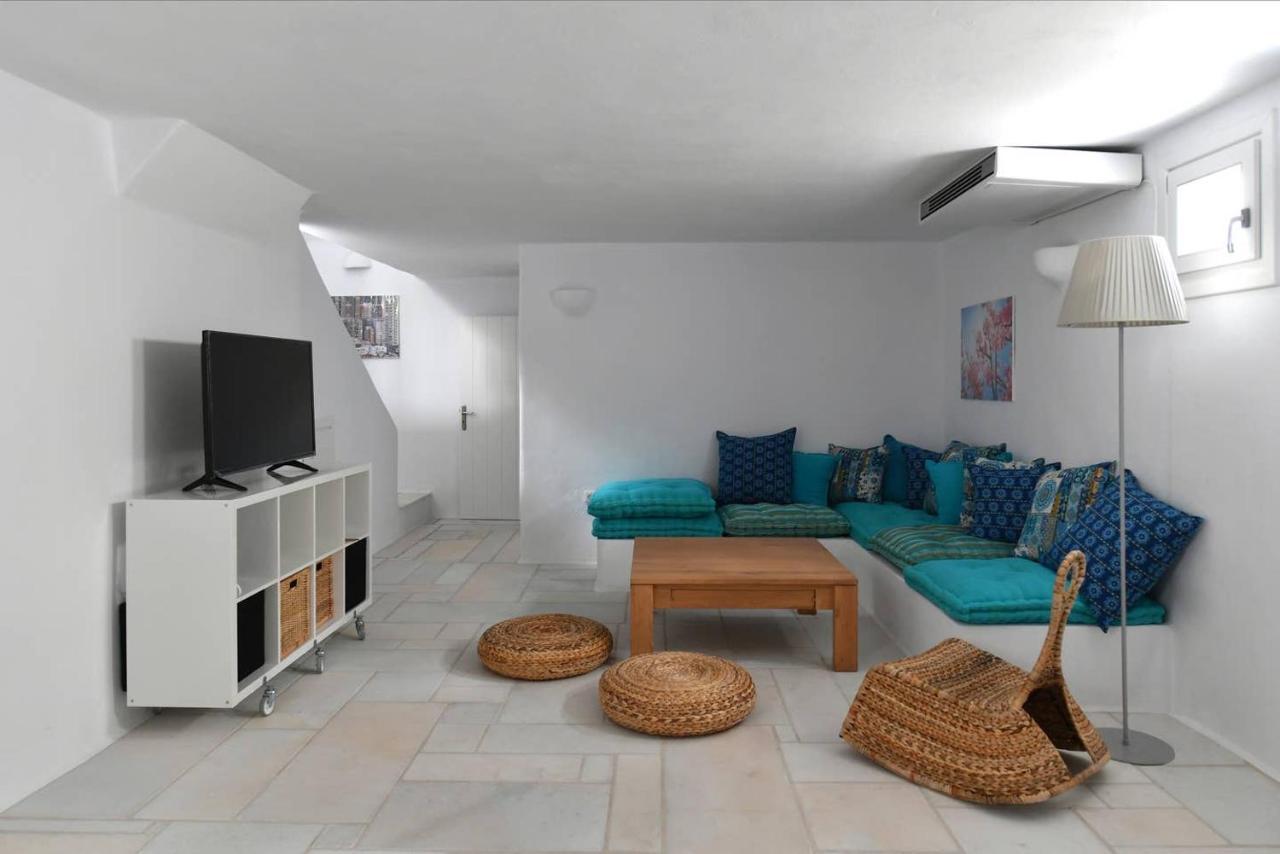 Orasea Villa With Private Pool Páros 外观 照片